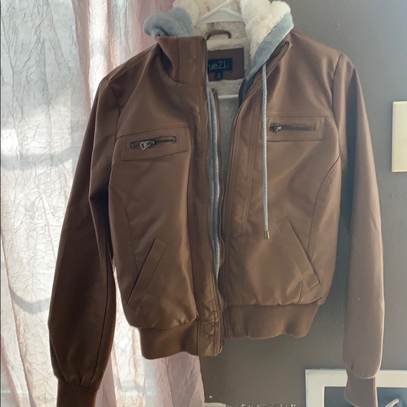 Jacket - Picture 1 of 2